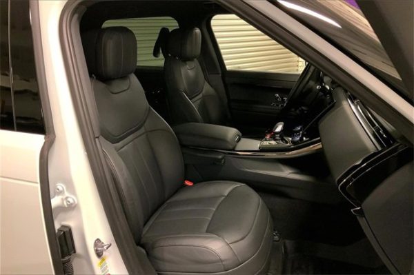 042e40b48de444cabde92d5d2d5d469d 2023 Land Rover Range Rover Sport SE Dynamic