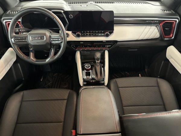 04a881079a54487d8e4c4cf67b20d369 2023 GMC Canyon AT4X
