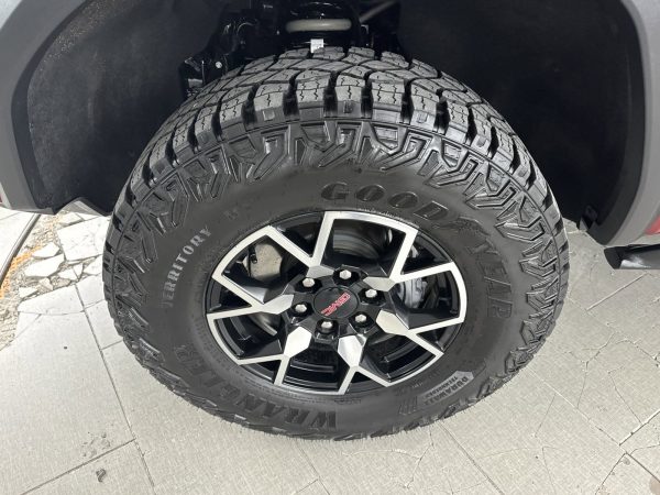 06a33a2a0bbc45fab7232f69f9e2a367 2023 GMC Canyon AT4X