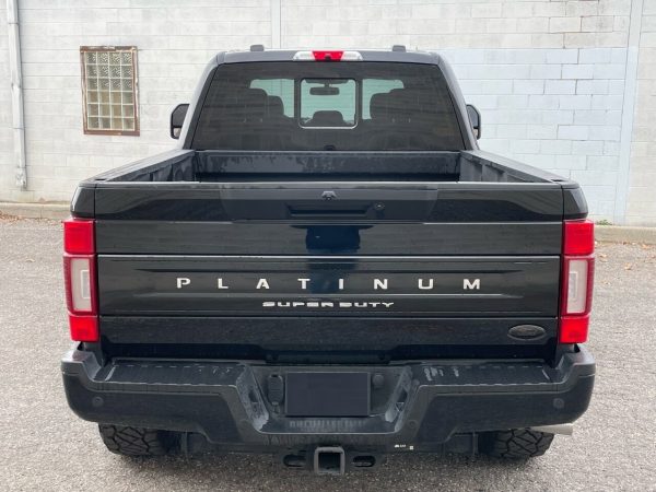 0c31ac93d2be43458d4af09bf7fbb3b6 2022 Ford F350 Platinum