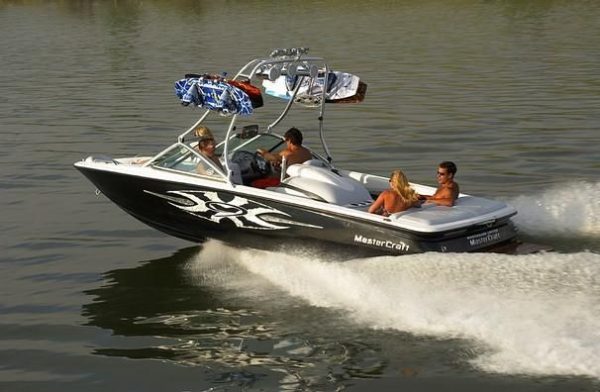 111038_0_070320091828_1 2003 MasterCraft X-9 Wakeboard Boat