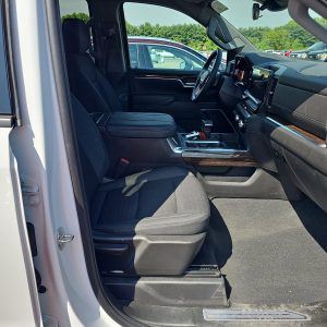 141d7e32359d4b7089481bffda8292de 2023 GMC Sierra 1500 Elevation