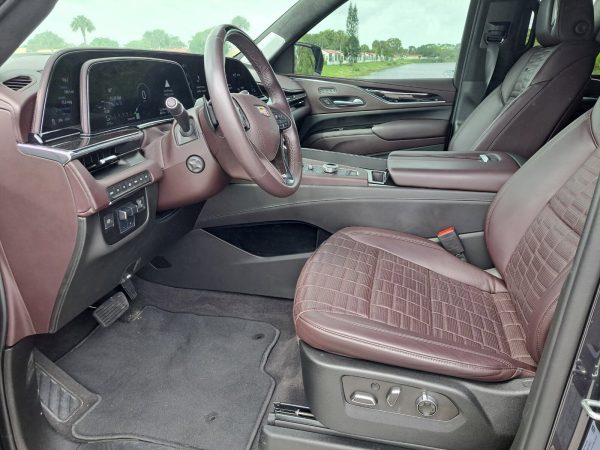 1a6e15a588964f44a0220a29894d5e08 2023 Cadillac Escalade Sport Platinum