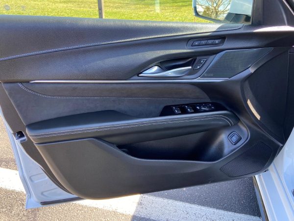 1d7975b6f9464e2bbcbfbdfadadf8603 2022 Cadillac CT4 V