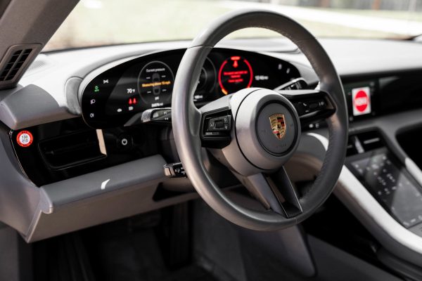 1e866f55768642d1b1c987f07ab678cb 2021 Porsche Taycan 4S