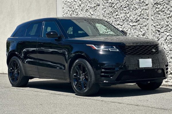 1f2f06d1a5094464b5b3ccc219b30906 2021 Land Rover Range Rover Velar R-Dynamic S