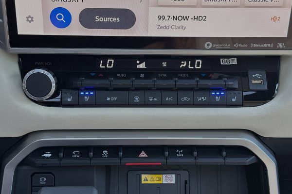 238b181a9c8b4219921e2434fea8eb06 2022 Toyota Tundra 1794 Edition