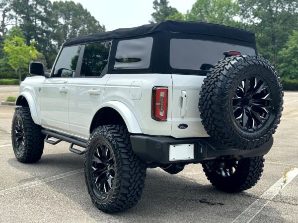 23e3e8788b7443c7b63e7e518bf04571 2022 Ford Bronco Outer Banks