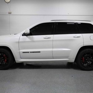 2524695abcd94587bf6e8fc7bc57befd 2020 Jeep Grand Cherokee SRT
