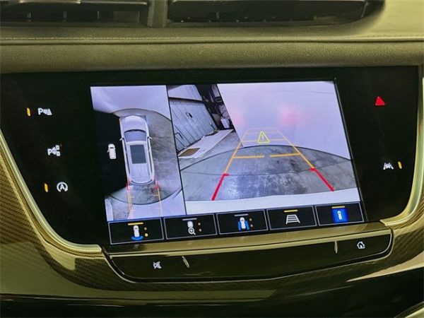 31b67add66664fd4a8aee8d00fcd51fc 2022 Cadillac XT6 Sport