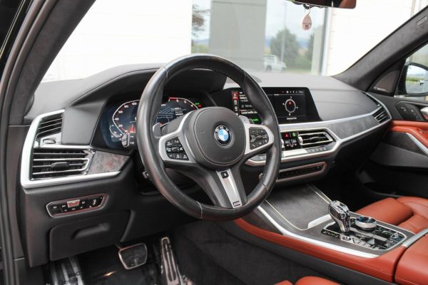 35090530b1ff4e1da4c183d9b822f70c 2022 BMW X7 M50i