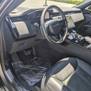 367da006ff6a46338397980b2989de5f 2023 Land Rover Range Rover Sport SE Dynamic 4WD
