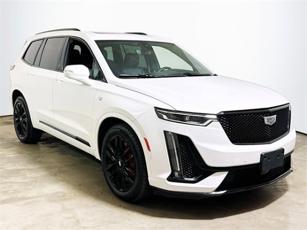 38eb6266a6bc470690f28486da51c308 2022 Cadillac XT6 Sport