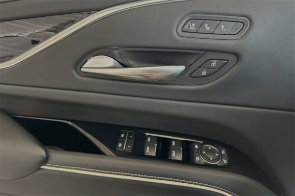 3938ce15160e4157b6f1e69187f0d6b2 2021 Cadillac Escalade Sport