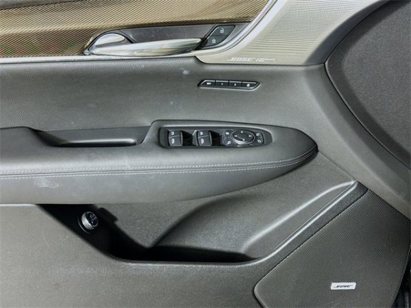3b45cb70376949e085be480a1f253ca0 2022 Cadillac XT6 Sport