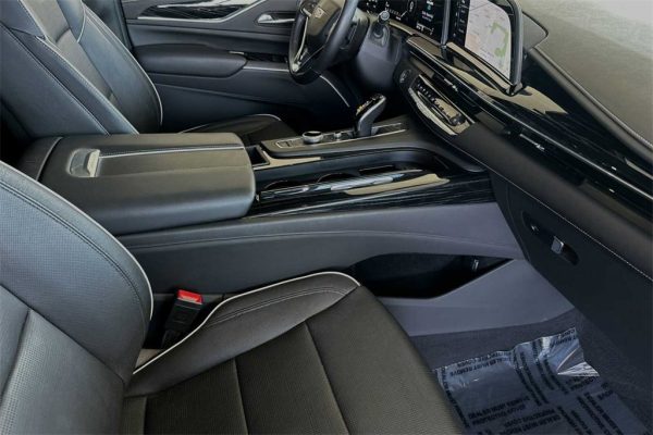 44c963e670944e2184b502321959e326 2021 Cadillac Escalade Sport