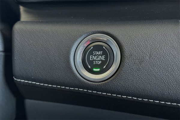 44e03320d8a64444b612f384ecff3b38 2021 Cadillac Escalade Sport
