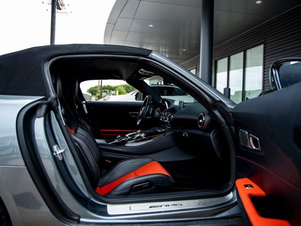 4606f852bf904f17bd354e46bbe8c27f 2018 Mercedes-Benz AMG GT Roadster
