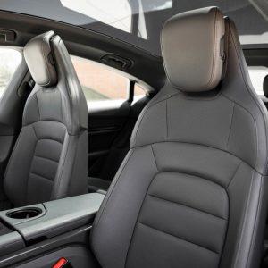 4b3cae0a8a97482497a51526707f3534 2021 Porsche Taycan 4S