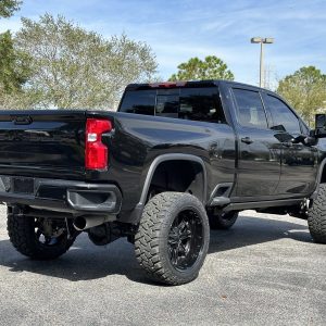 4dcab611bcb240d39031173e06d599e0 2023 Chevrolet Silverado 2500 High Country