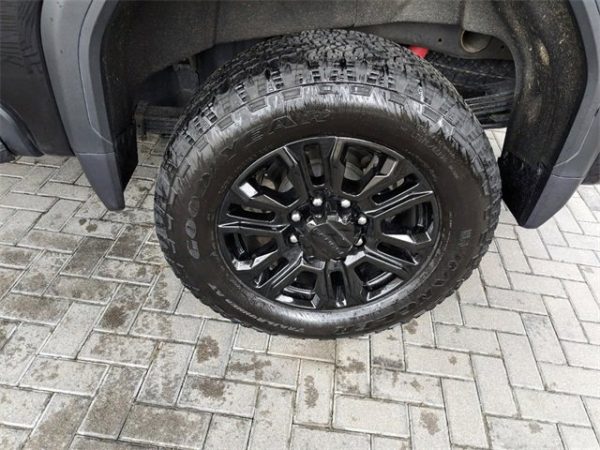 4e0aab50e1624d8b902b23254bab6416 2021 GMC Sierra 2500 Denali Black Diamond Edition