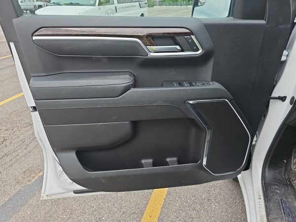 4e5adb001c5d4852bdf91c5e8e298883 2023 GMC Sierra 1500 Elevation