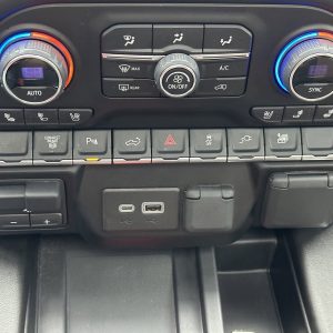 50b73b57d1eb4c43b3bbb97ce0b93ac8 2023 Chevrolet Silverado 2500 High Country