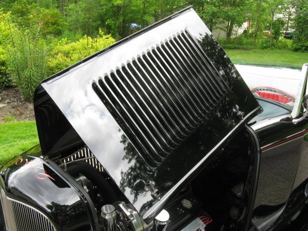 59488648-770-0@2X 1932 Ford Model B Roadster