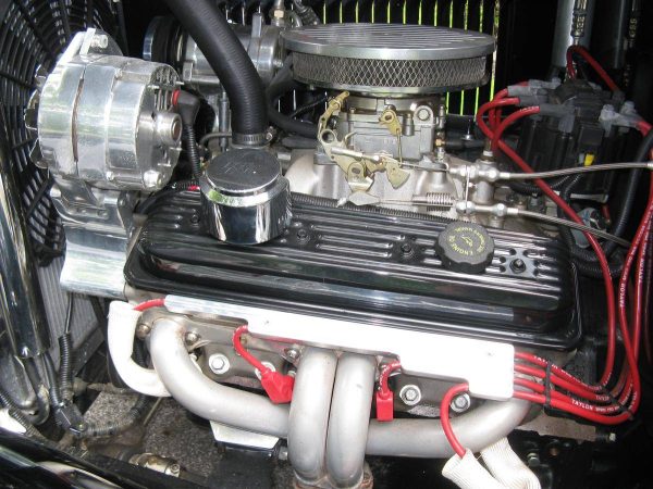59488695-770-0@2X 1932 Ford Model B Roadster