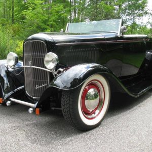 59488711-770-0@2X 1932 Ford Model B Roadster