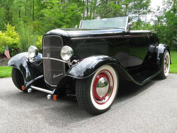 59488711-770-0@2X 1932 Ford Model B Roadster