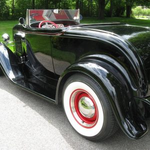 59488724-770-0@2X 1932 Ford Model B Roadster
