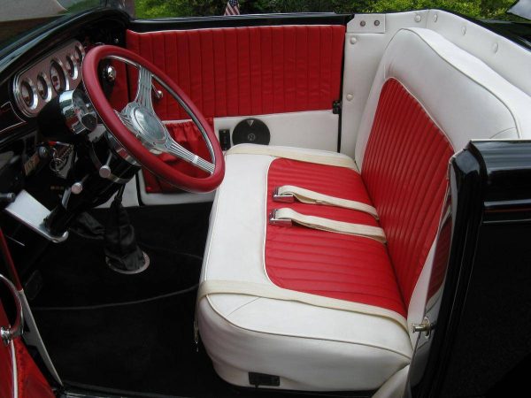 59488737-770-0@2X 1932 Ford Model B Roadster
