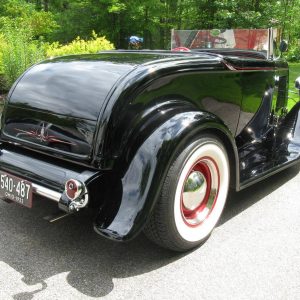 59488773-770-0@2X 1932 Ford Model B Roadster