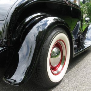 59488802-770-0@2X 1932 Ford Model B Roadster