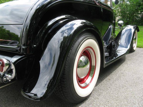 59488802-770-0@2X 1932 Ford Model B Roadster