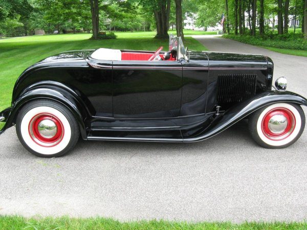 59488826-770-0@2X 1932 Ford Model B Roadster