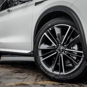 5bf14e524c68486297fbd91faf26519e 2023 INFINITI QX55 Essential