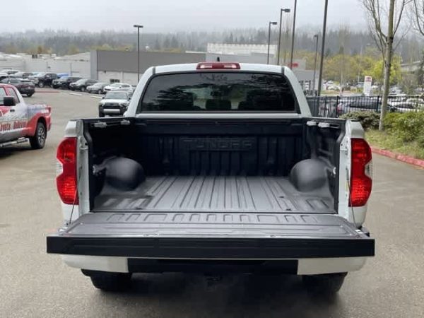 5e86cfecc9f04e8ba46a761fc4c823e2 2021 Toyota Tundra Limited