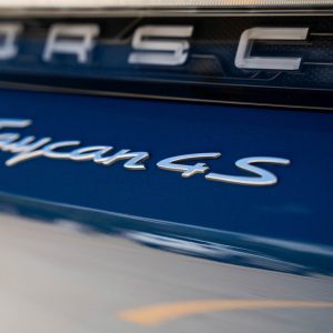 5f12615167e7464d8159dd4796122d1a 2021 Porsche Taycan 4S