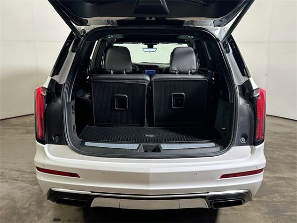 618d8227e0d044f78291bb4f1e57dfe3 2022 Cadillac XT6 Sport