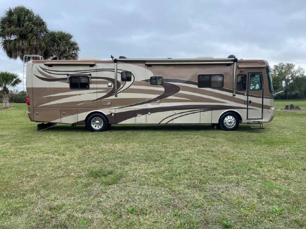61c1ef8ba2715f68b7140915 2007 Monaco Class A RV DIPLOMAT 38PDQ