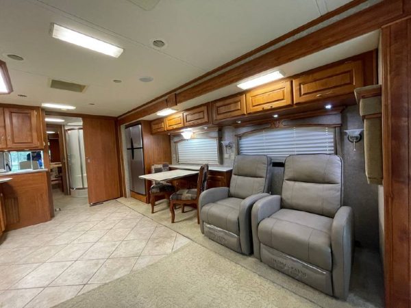 61c1ef9f0899322eac6da12c 2007 Monaco Class A RV DIPLOMAT 38PDQ