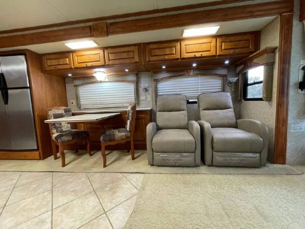 61c1efa056d12b461179ae40 2007 Monaco Class A RV DIPLOMAT 38PDQ