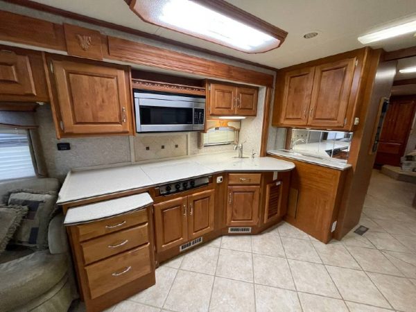 61c1efa1782c610e991272ba 2007 Monaco Class A RV DIPLOMAT 38PDQ
