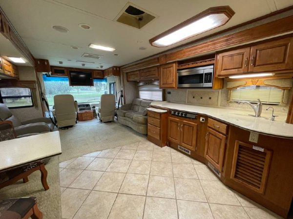 61c1efad166f4a1cf004d9cd 2007 Monaco Class A RV DIPLOMAT 38PDQ