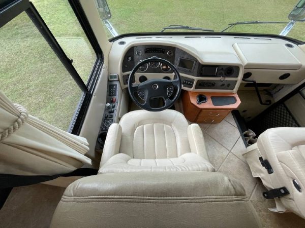 61c1efaf779a80461b51f4fc 2007 Monaco Class A RV DIPLOMAT 38PDQ