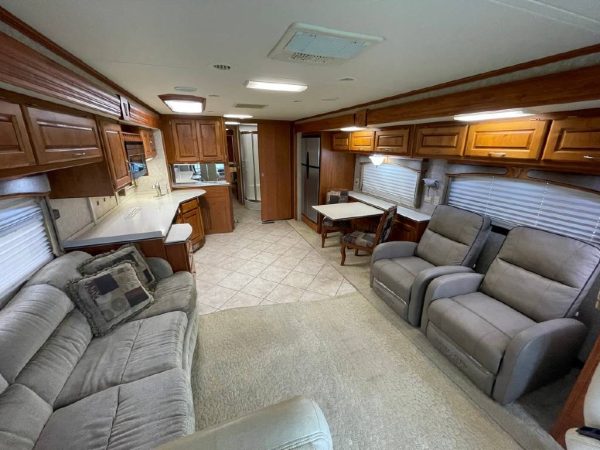 61c1efb274d33e0605474c7e 2007 Monaco Class A RV DIPLOMAT 38PDQ