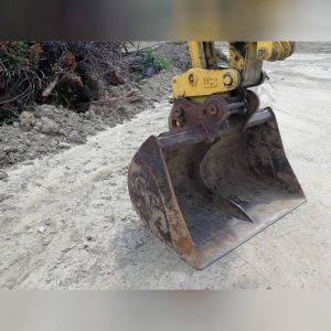 61eaa7afc7863223795f28a0-1.jpg 2008 KOMATSU Excavators PC138US-2