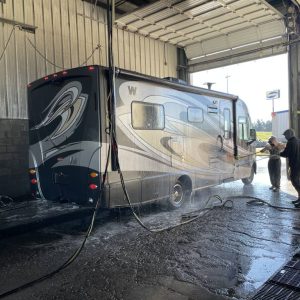 6231334db1d41120404c5710 2013 Winnebago VIA 25Q